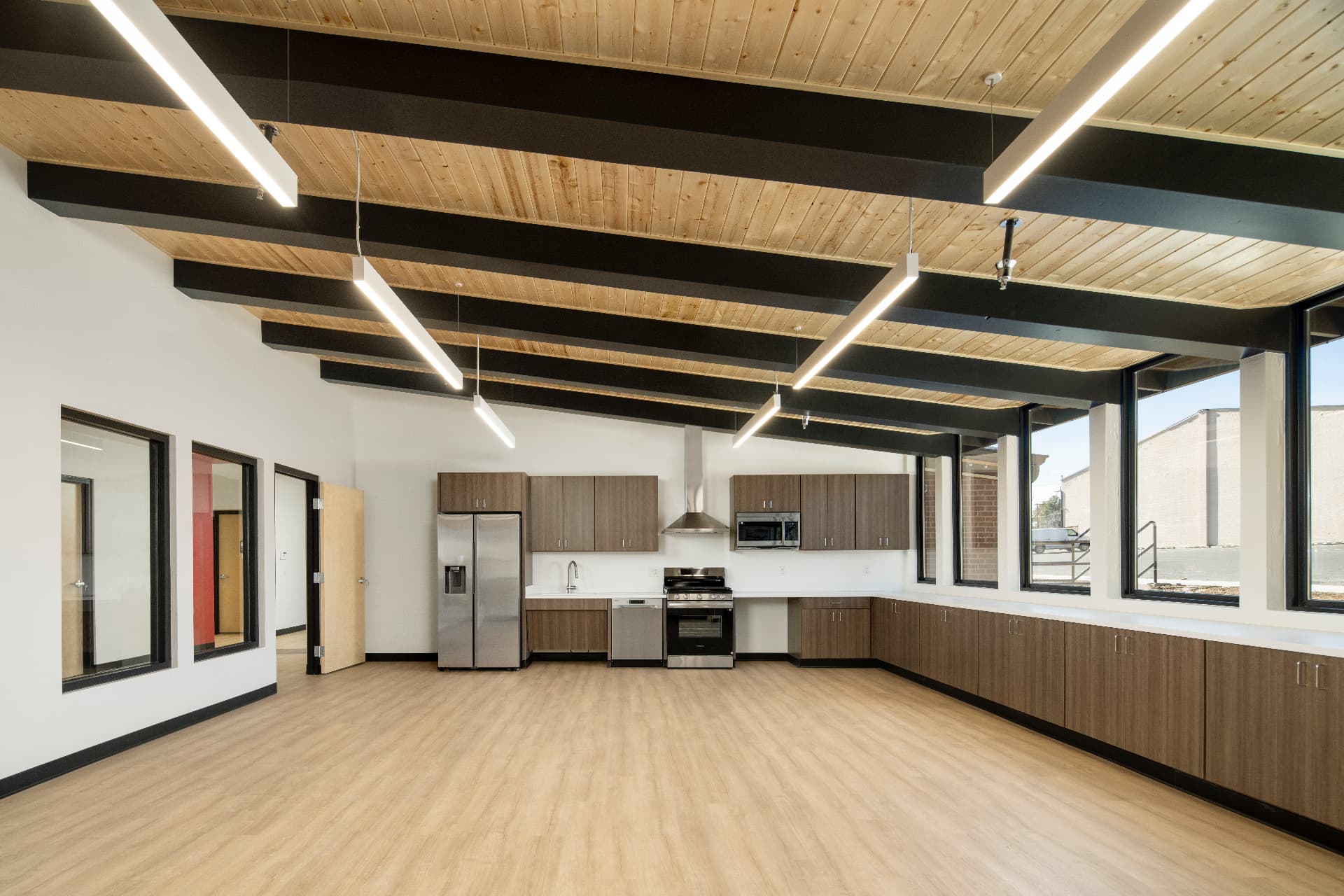 City of Show Low Training Building — AFTER: completed multipurpose room